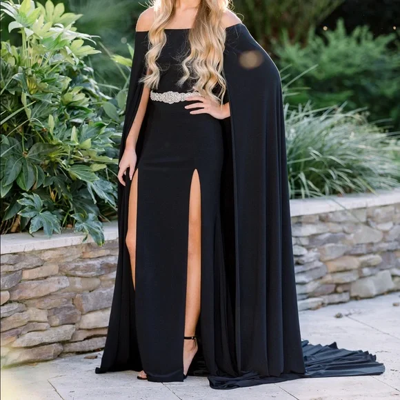 green emerald velvet dress Long Formal Dress 70244 by Mac Duggal main image 1